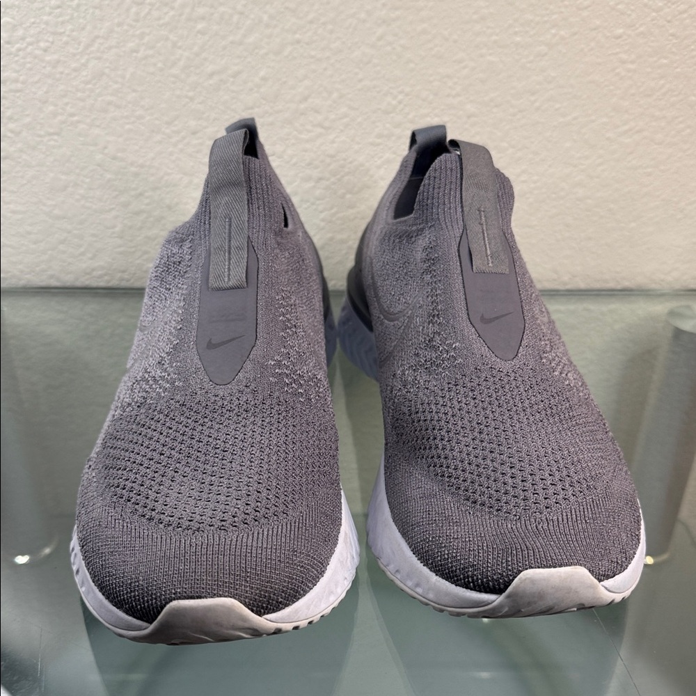 Nike epic phantom reacts, flying knit, wolf gray running shoes, size 12